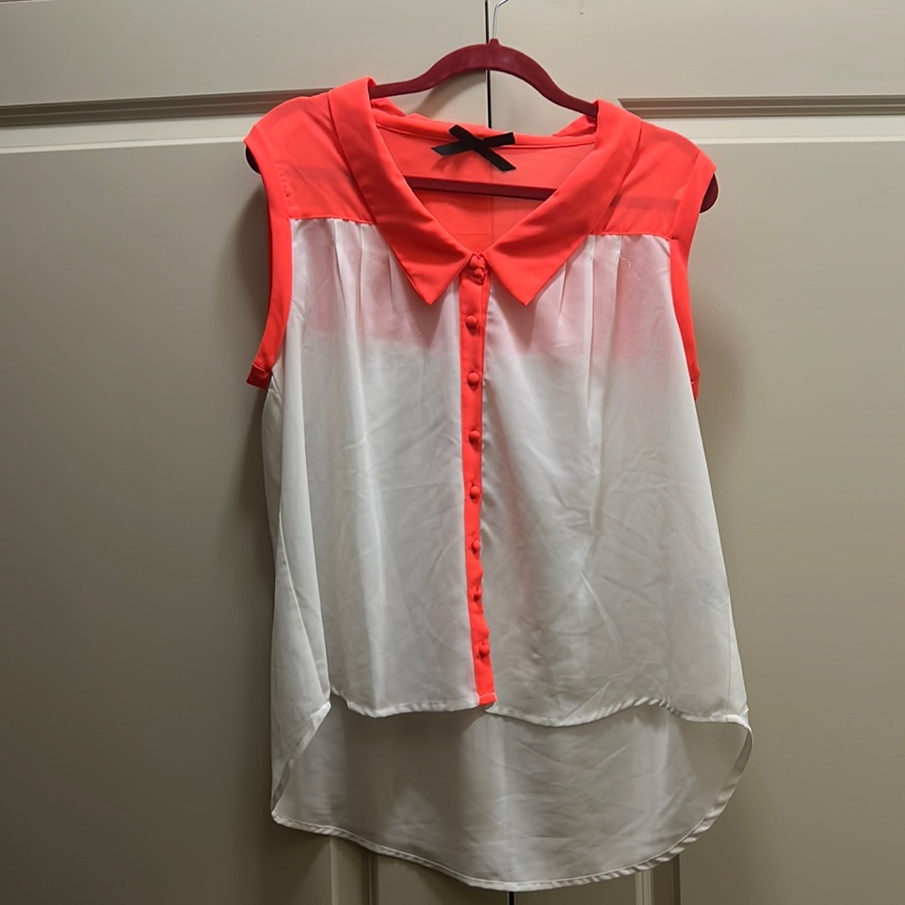 Ali & Kris Sleeveless Top Size Large